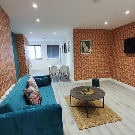 מנצ'סטר Rest & Recharge At The Station Apartments מראה חיצוני תמונה